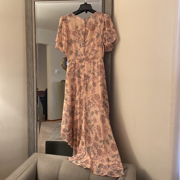 ASTR The Label, S, floral fit & flare midi asymmetrical dress, beautiful!! - Picture 7 of 13